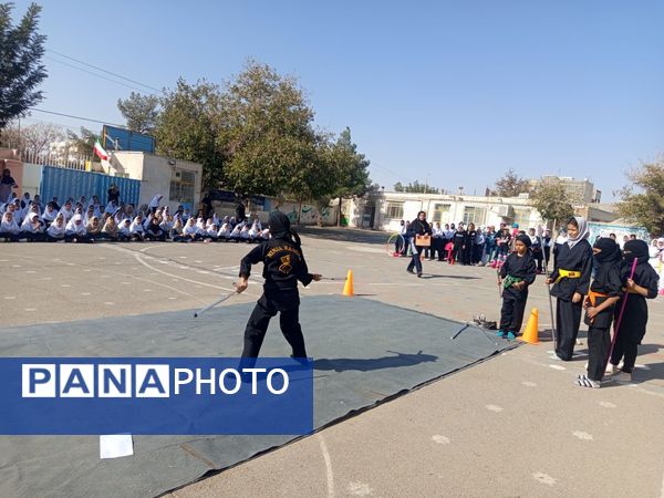 المپیاد درون مدرسه ای در دبستان سمیه