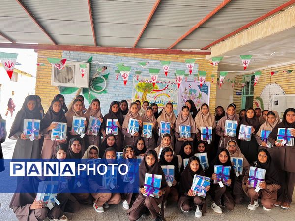 «جشن جوانه‌ها» ویژه دانش‌آموزان پایه هفتم در سیریک