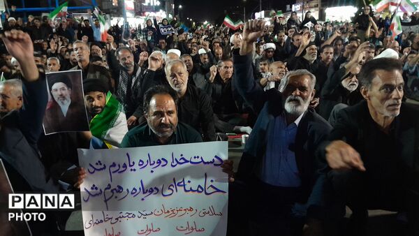 بیعت مردم دارالولایة شهرستان جیرفت با سومین رهبر انقلاب