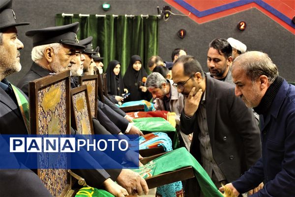 همایش مربیان تربیتی و مشاوران جهادی آموزش و پرورش قم