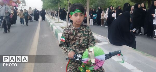 دوچرخه هایی در راه میهن