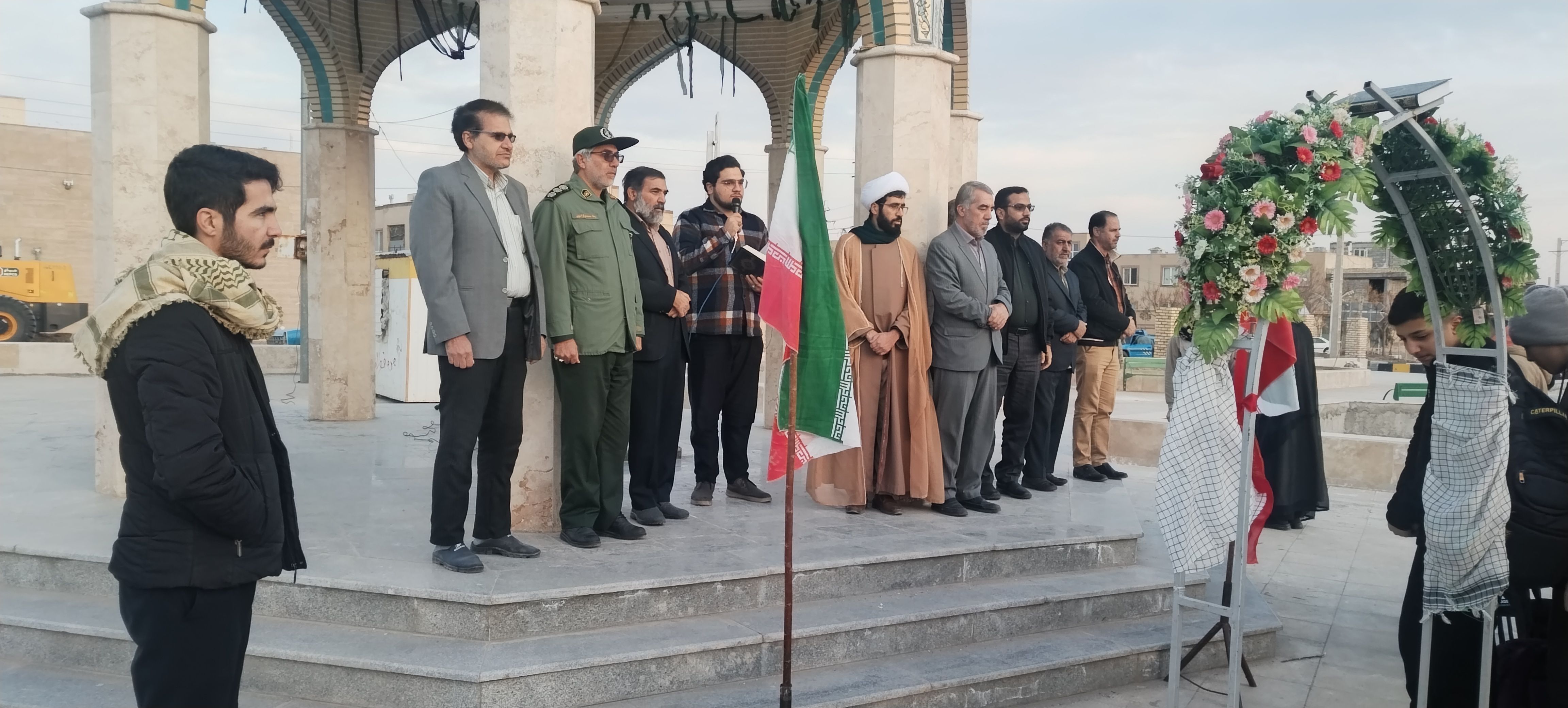 اعزام کاروان راهیان نور پسران دانش‌آموز شهرستان جعفرآباد قم


