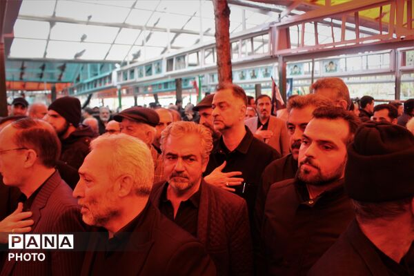 آیین خاکسپاری دانش‌آموز شهید جنگ رمضان با حضور معاون وزیر آموزش و پرورش در قم