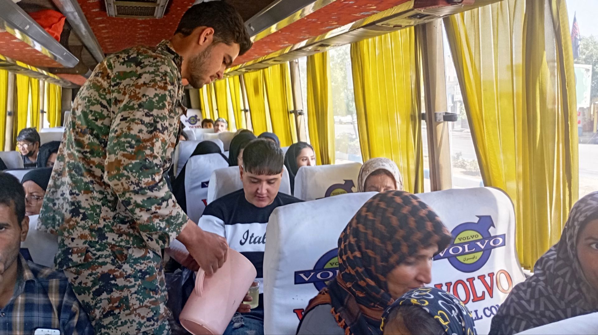 عاشقان امام رضا(ع) در راه مشهد مقدس