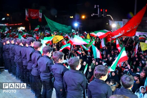 خروشان جمعیت در سراسر مناطق تهران
