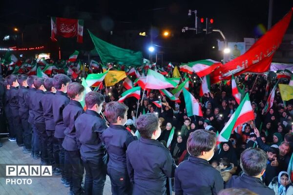 خروشان جمعیت در سراسر مناطق تهران