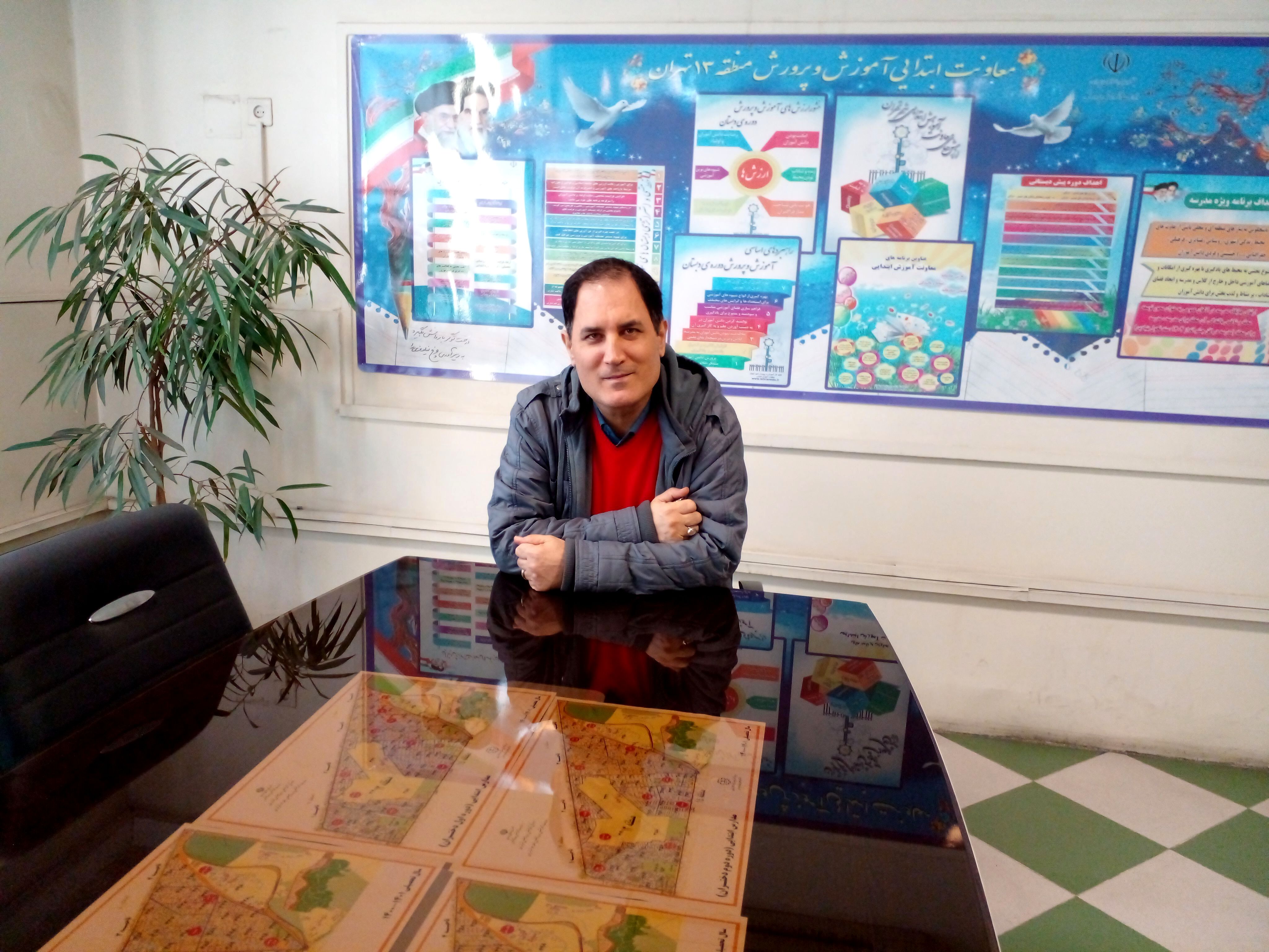 انتخاب افراد اصلح با دو ویژگی تبعیت از رهبری و قانون مداری