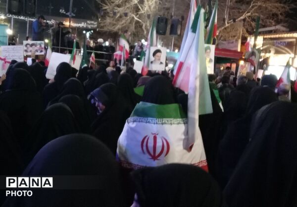 فریاد همبستگی از خیابان‌های نیشابور