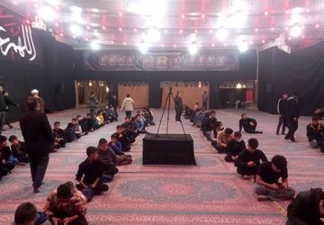 عزاداری هیئت‌های دانش‌آموزی مدارس پیشوا در حرم مطهر امامزاده جعفر(ع)