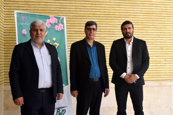 مراسم گرامیداشت مقام معلم و تجلیل از طلایه‌داران تعلیم و تربیت منطقه ۱۴ 