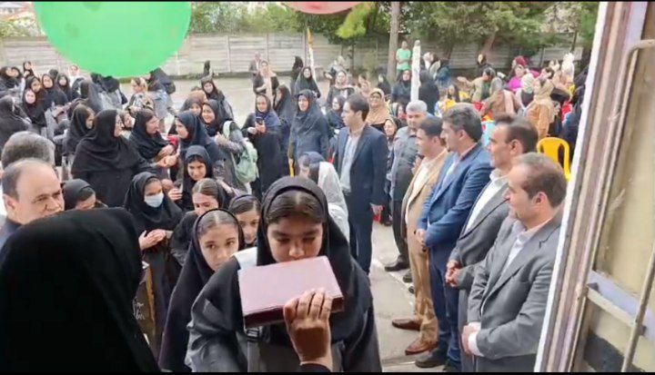 نواختن زنگ جوانه‌ها برای ۶۹۶ دانش‌آموز کلاس هفتمی در فومن