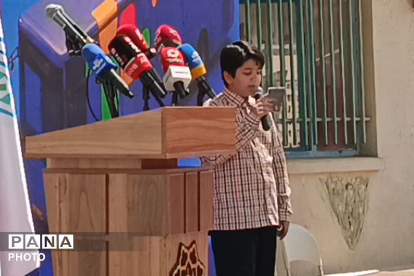 لابراتوار سیار خلاقیت و ساخت در مدرسه مهندس وحید کیهانی