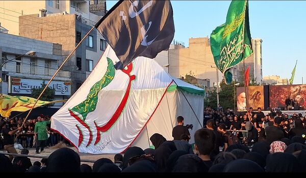 آیین خیمه سوزان عصر عاشورا در مشهد