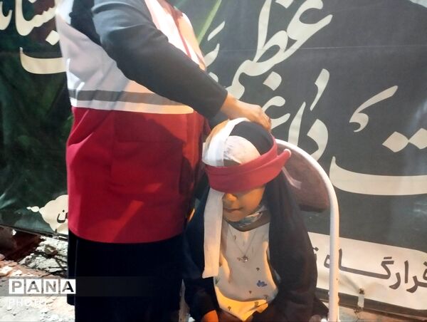 برگزاری دوره آموزشی هلال‌احمر در فین محله مارم ایستگاه وحدت