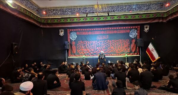 مراسم سوگواری شب هشتم محرم در هیئت انصار الحجه نیشابور 