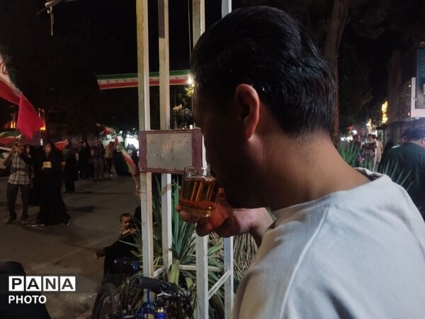 فعالیت چایخانه حوزه علمیه گلشن در قاب پانا
