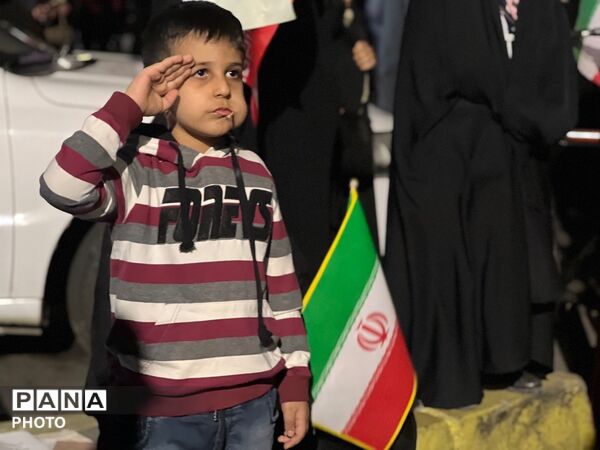 حضور مردم غیور کرج در هشتاد و یکمین شب از تجمعات مردمی