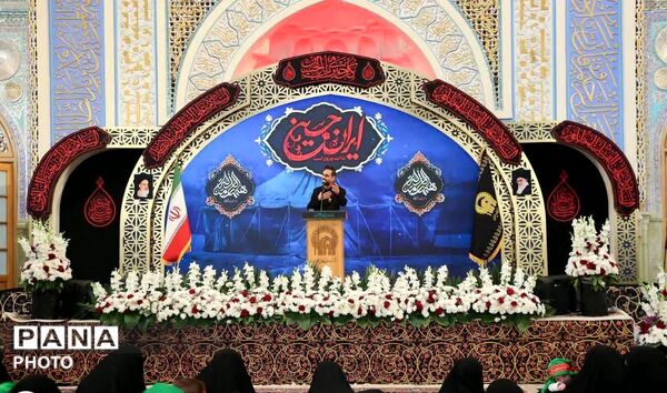 حرم امام رضا(ع) سیاه پوش عزای حسین‌(ع) شد