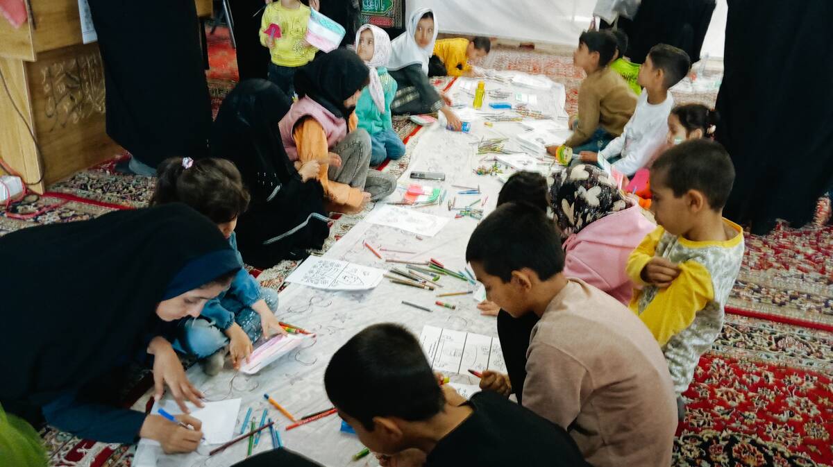 برپایی غرفه کودک در نماز جمعه شهرستان کاشمر 