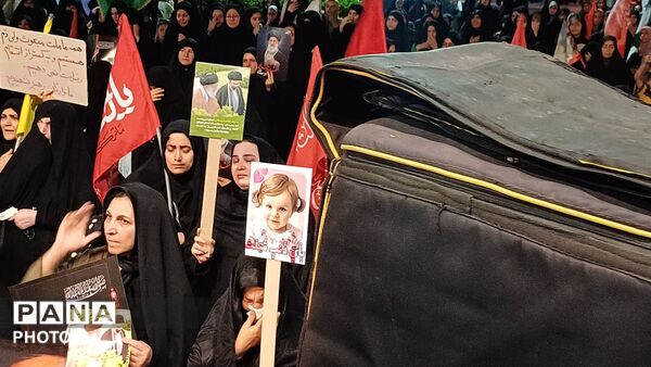 همایش بصیرت در چهلمین روز شهادت