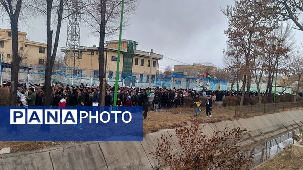 نمایش وحدت و اقتدار ملی در کیار