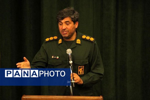 مراسم تکریم و معارفه فرمانده سپاه ناحیه ویژه تبریز