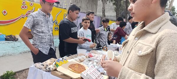 برپایی بازارچه کار و فناوری در دبیرستان شهید بهشتی آشخانه