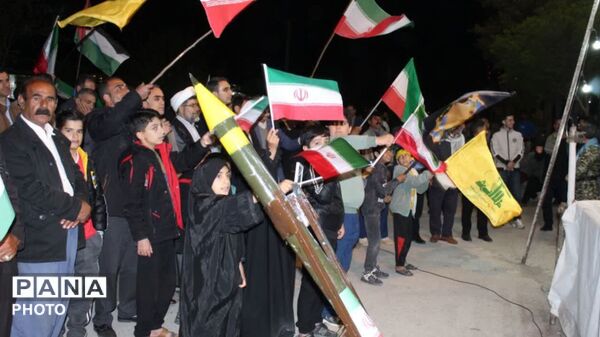  شصت و چهارمین راهپیمایی‌های شبانه با حضور مدیر کل آموزش و پرورش لرستان در منطقه بیرانوند 