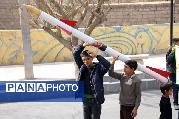 انقلاب را نسل جدید ادامه می دهند