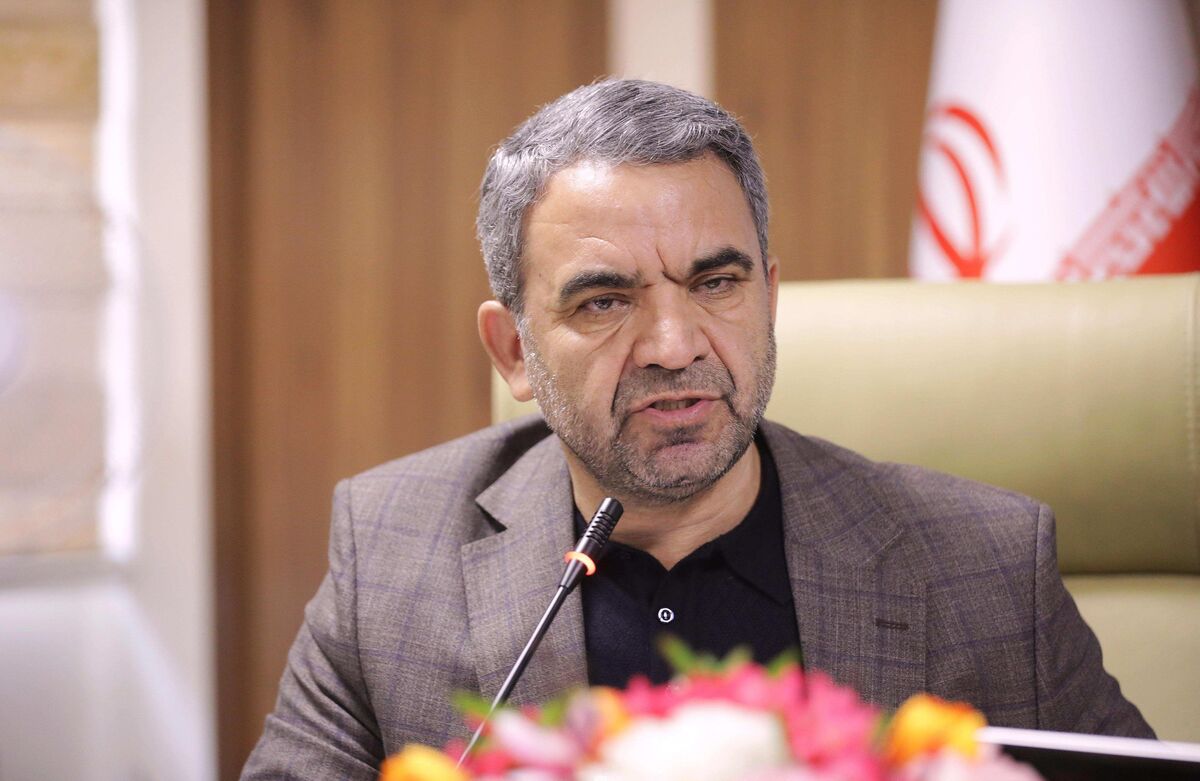 ضرورت نظارت بر آموزش مجازی و تقویت نقش مدارس در تربیت هویتی دانش‌آموزان