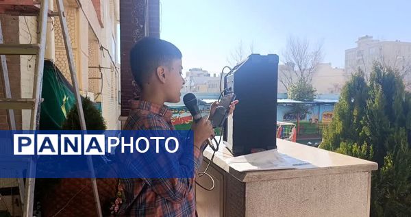  نواختن زنگ انقلاب در دبستان حضرت ابوالفضل(ع)2
