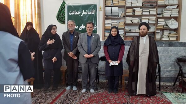 دوشنبه های معنوی در دبیرستان امام حسین(ع) تربت حیدریه 