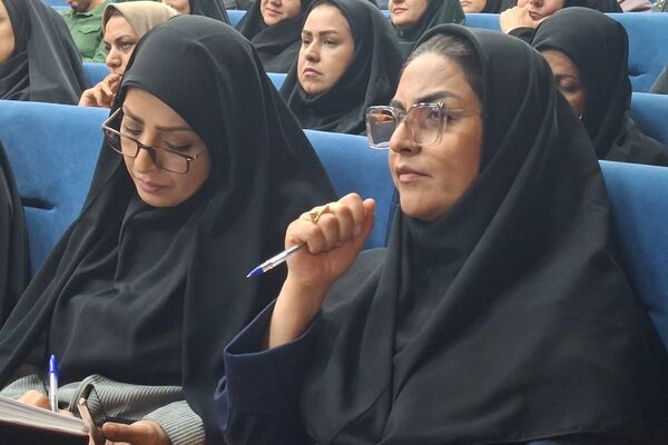 نشست فصلی مدیران شهرستان قرچک