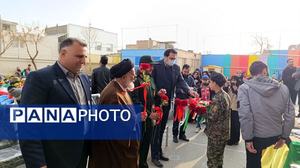 مراسم زنگ مقاومت در دبستان امیرمعزی 