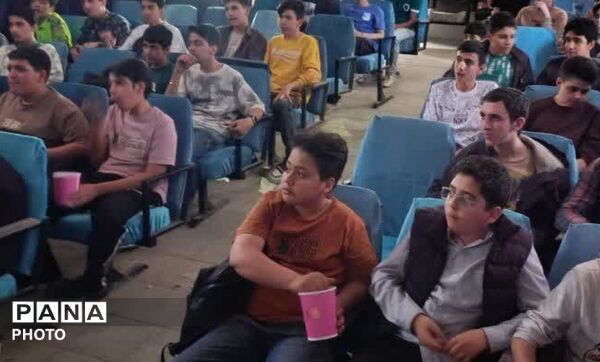 اردوی آموزشی و تفریحی در مدرسه فلسطین همدان جهت آمادگی امتحانات خرداد