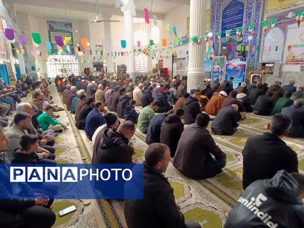 برپایی میز خدمت مشاوره در مصلی نماز جمعه آشخانه