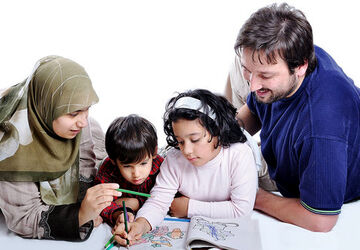 راهکارهایی برای ارتقای رابطه عاطفی والدین و فرزندان