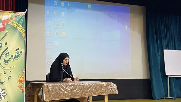 اولین کارگاه از سلسله کارگاه‌های دوره توانمندسازی مربیان پرورشی ناحیه 2 یزد
