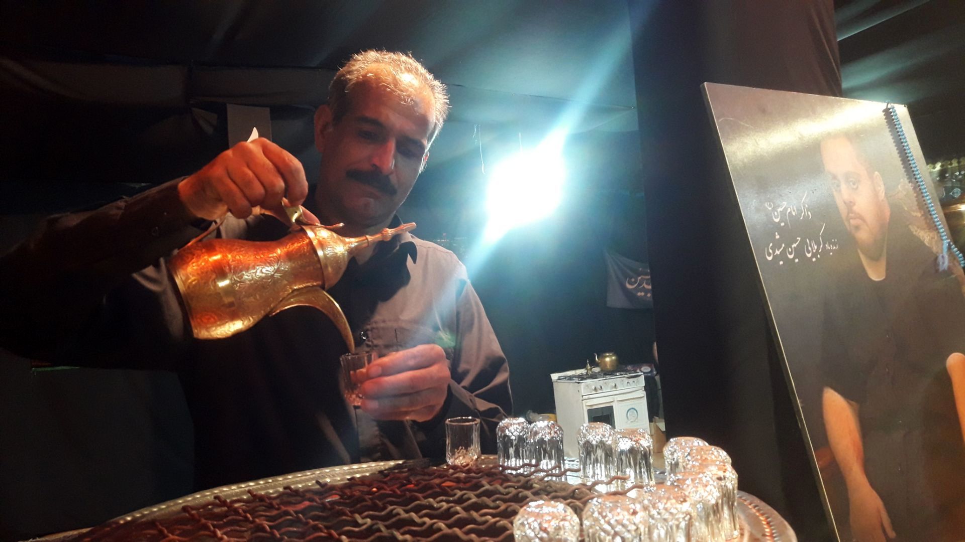 خدمت‌رسانی موکب ریحانه الحسین شهرستان شازند