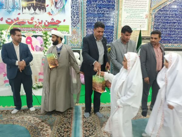 جشن تکلیف دانش‌آموزان دختر شهرستان فهرج 