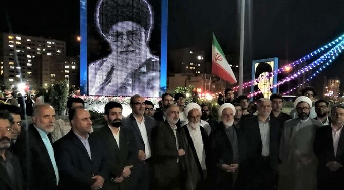 رونمایی از بزرگترین نماد رهبر شهید انقلاب در قم