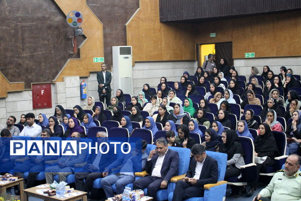 هفته پیوند اولیا و مربیان یادآور همیاری خانه و مدرسه