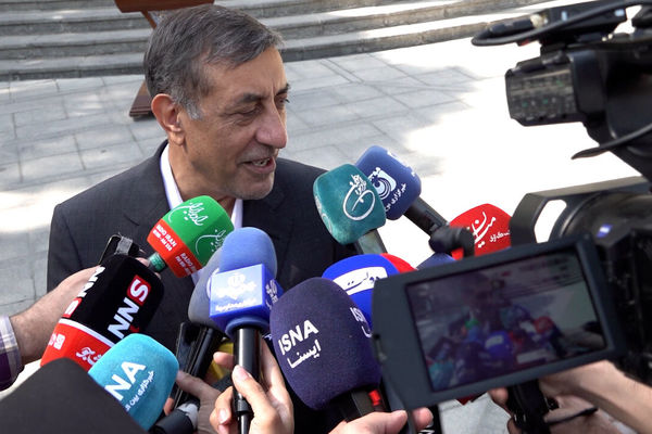 استیضاح وزرا در شرایط فعلی کمکی به حل مشکلات مردم نخواهد کرد