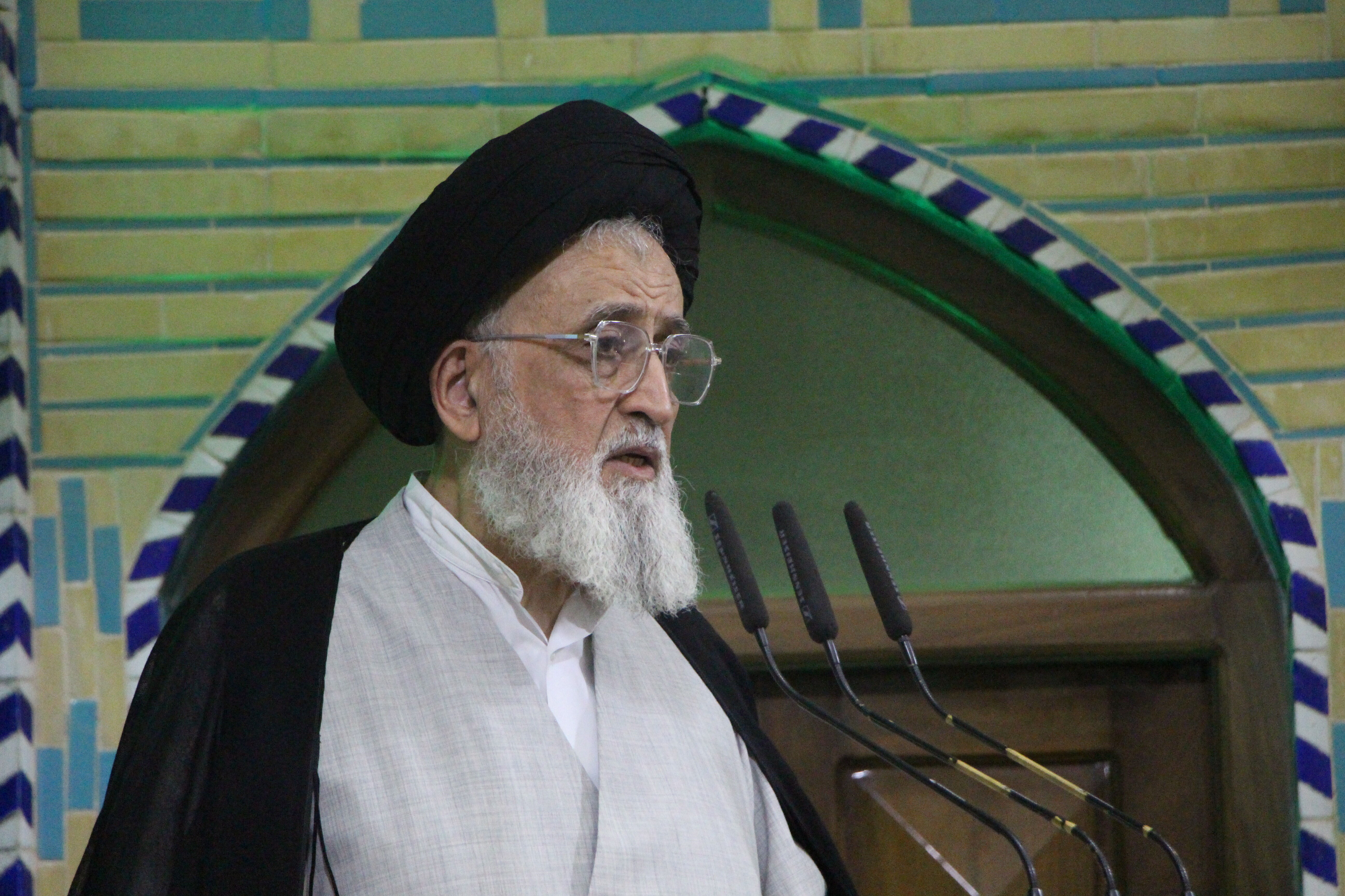امروز در دنیای رسانه‌ها و ارتباطات جمعی، باید حقایق را شناخت 