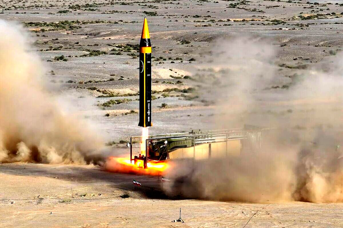 انهدام یک فروند موشک کروز دشمن در مرکز کشور