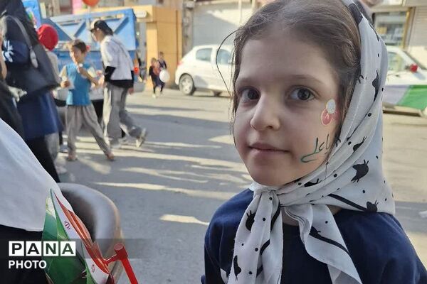 لبخندِ ولایت بر لبان دانش‌آموزان؛ روایت تصویری از موکب «شهدای میناب» در دل فیروزکوه