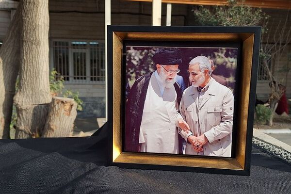 برگزاری مراسم سالگرد شهادت حاج قاسم سلیمانی در مدرسه حضرت زینب(س) ناحیه یک شهرری