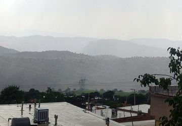 باران تابستانی در میانکوه 