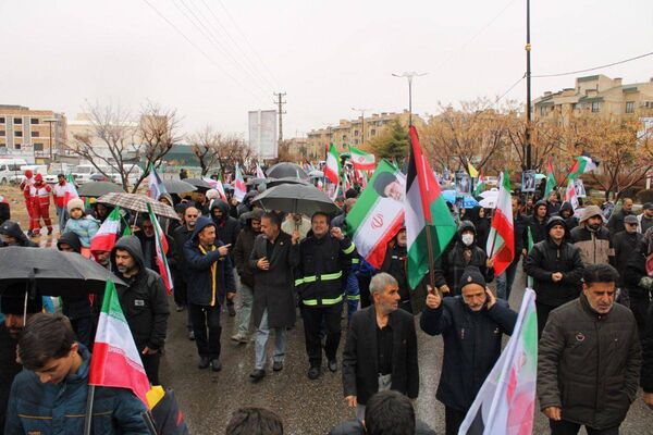 حضور حماسی مردم شهرستان پردیس در راهپیمایی روز قدس با وجود بارندگی
