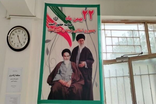 آماده سازی آموزشگاه شهید مجید دهنوی به مناسبت دهه فجر و نیمه شعبان